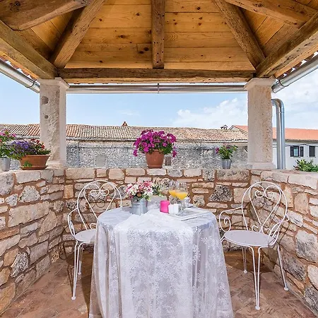 Vila Sole Villa *